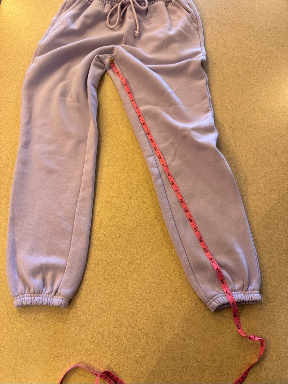 Vintage women’s Cozy Elastic-Waist Joggers in lilac purple - Picture 5 of 5